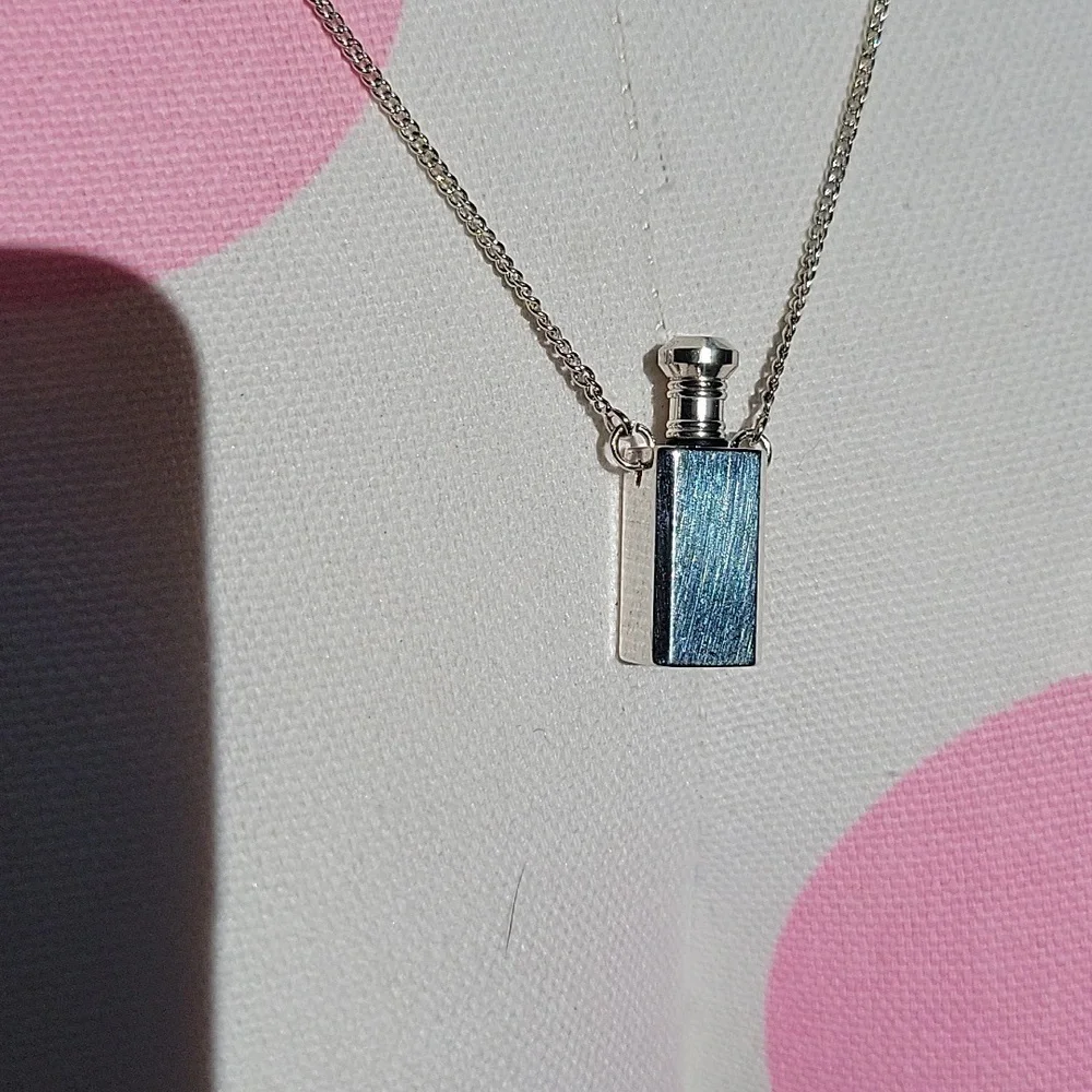 Antique Sterling Silver 925 Mini Perfume Bottle Pendant Necklace